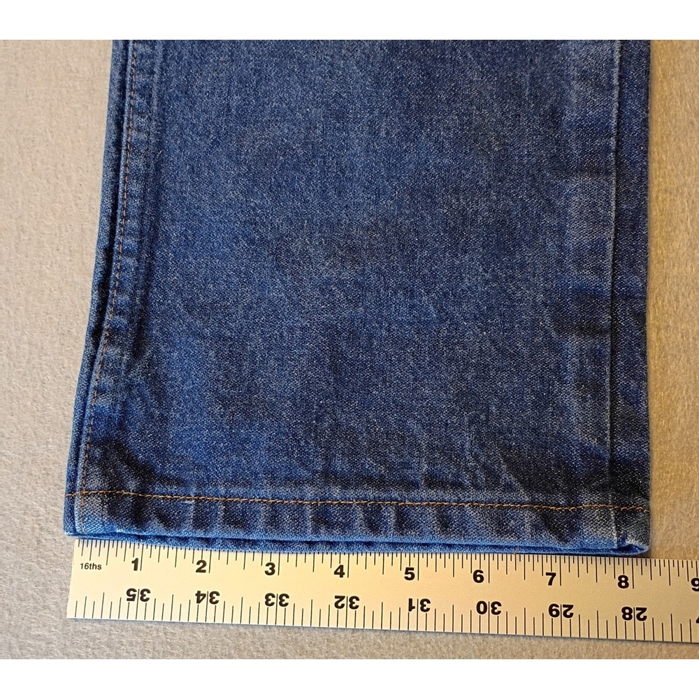 EXCELLENT Wrangler 36x32 (Actual 35x30 1/2) Cowboy Cut Relaxed Fit Jeans 31MWZDN - Picture 6 of 9